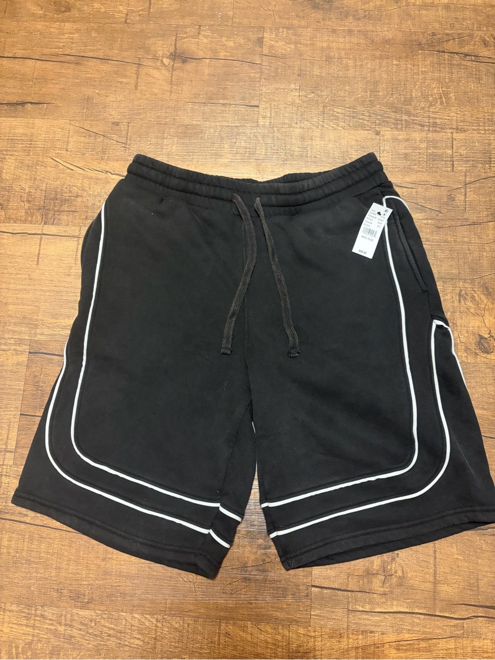Pacsun Baggy Fleecr Shorts with White Piping